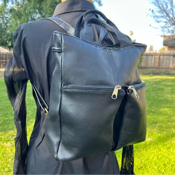 Vintage Hobo International 3-in-1 Black Leather Handbag/Shoulder/Backpack main image 15